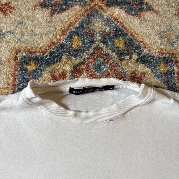 Vintage Club Monaco Logo T-shirt Small - Picture 6 of 6